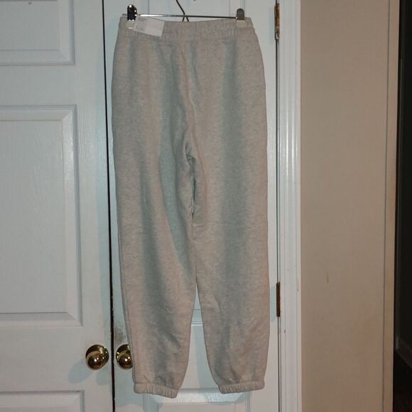 American Eagle light gray boyfriend jogger  highest rise  Sz S NWT - Picture 5 of 8